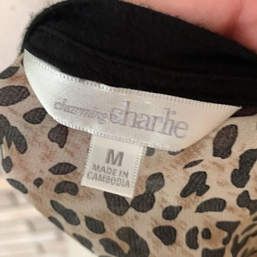 3for$20 blouse medium - Picture 3 of 4